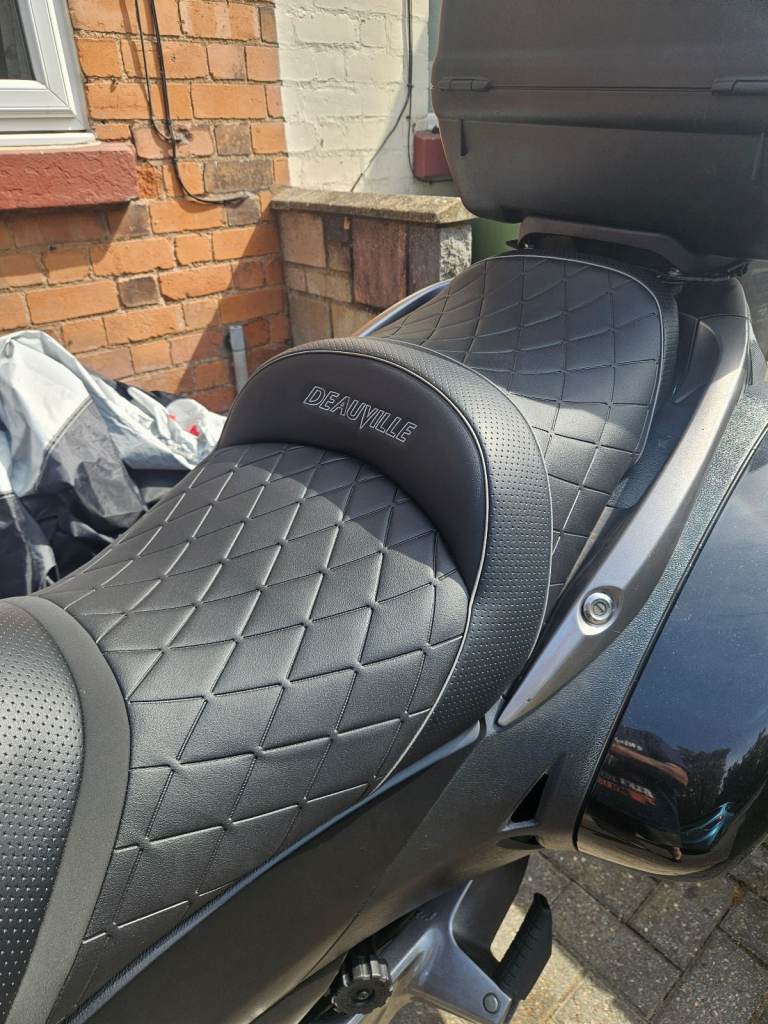 Honda Deauville NT700V 2011 low mileage