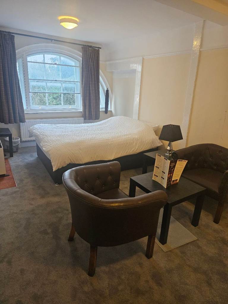 1 Large family room Or Triple Room 