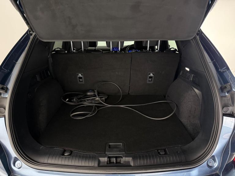 2021 Ford Kuga 2.5 EcoBoost Duratec 14.4kWh ST-Line CVT Euro 6 (s/s) 5dr HATCHBACK Petrol/Electri...