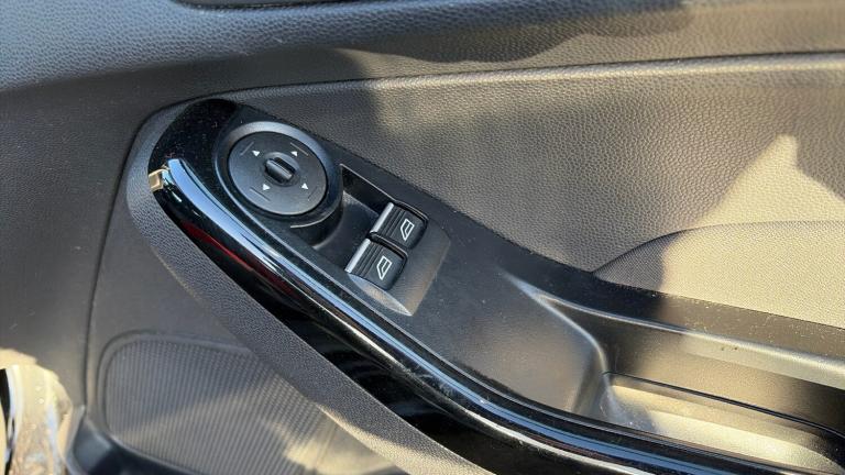 2016 Ford Fiesta 1.0 EcoBoost 140 Zetec S Black 3dr Petrol Hatchback Hatchback Petrol Manual