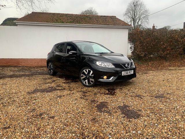  Nissan Pulsar 1.2 DiG-T Tekna 5dr Petrol