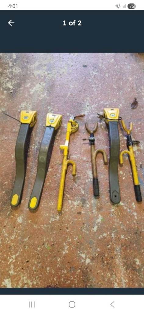 Selection of steering locks