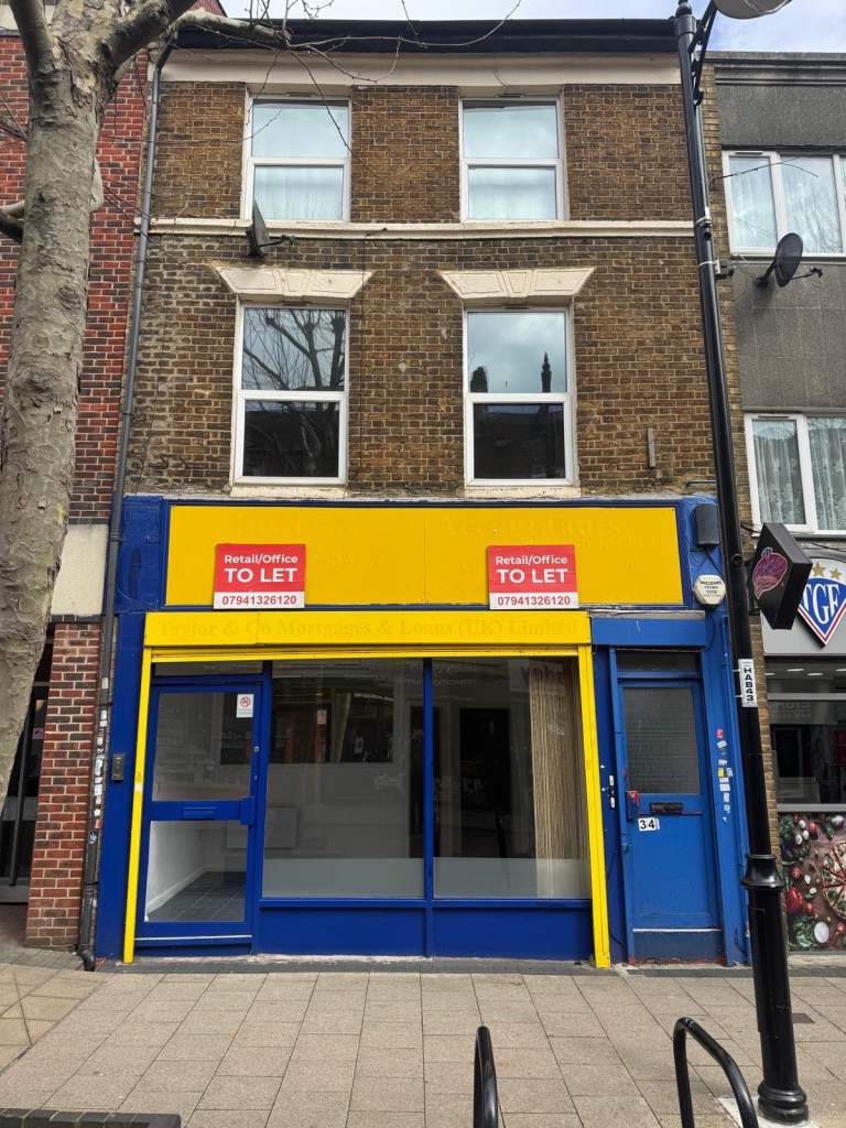 Shop/offices in high st position Gillingham