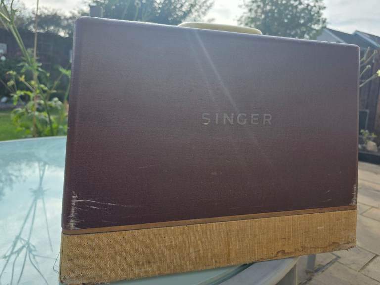 Singer Sewing Machine 1959 -1963