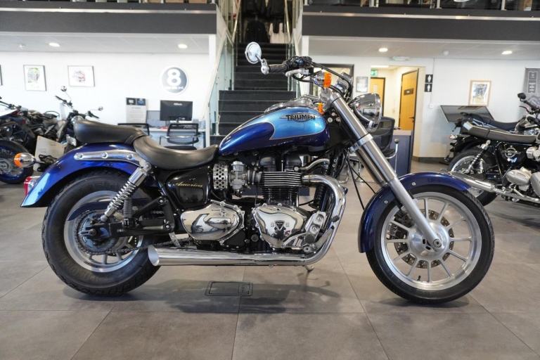 Triumph Bonneville America, 2008, Blue with just 16170miles