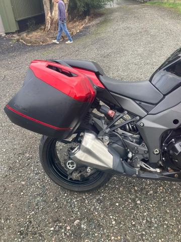 2015 Kawasaki Z1000 SX SPORTS TOURER WITH FACTORY LUGGAGE & HTD