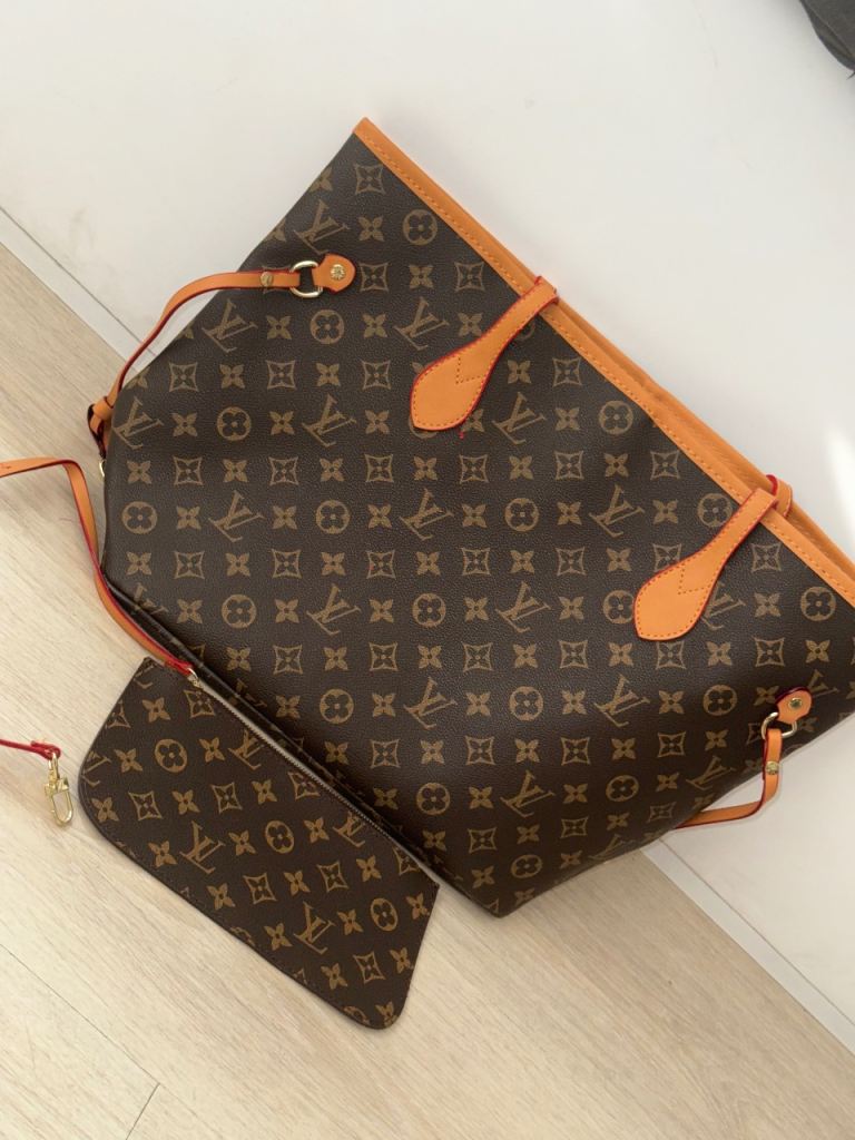 Louis Vuitton Monogram Tote Bag with Pouch 