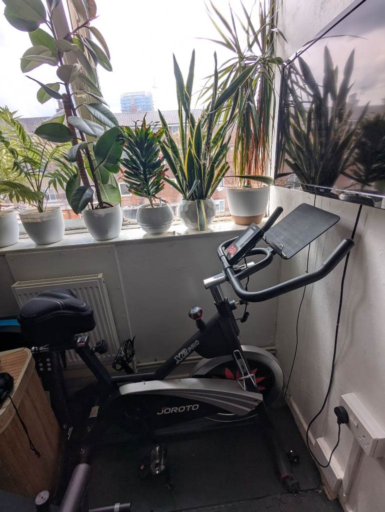 JOROTO X2PRO Bluetooth Exercise Bike for Home Use