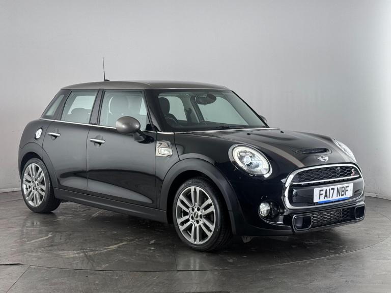 2017 MINI Hatch 2.0 Cooper S Seven Auto Euro 6 (s/s) 5dr Hatchback Petrol Automatic