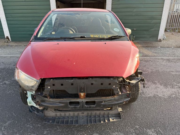 Mitsubishi, colt damage repairable engine perfect