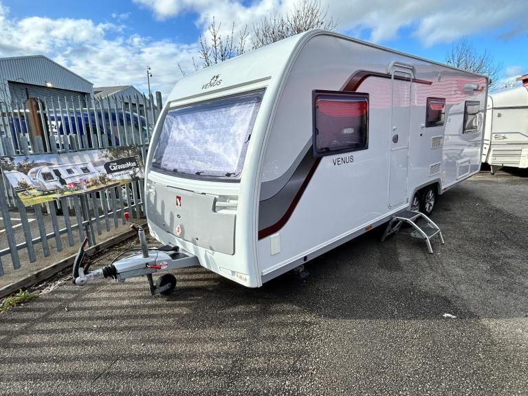 LUNAR VENUS 620 6 BERTH 