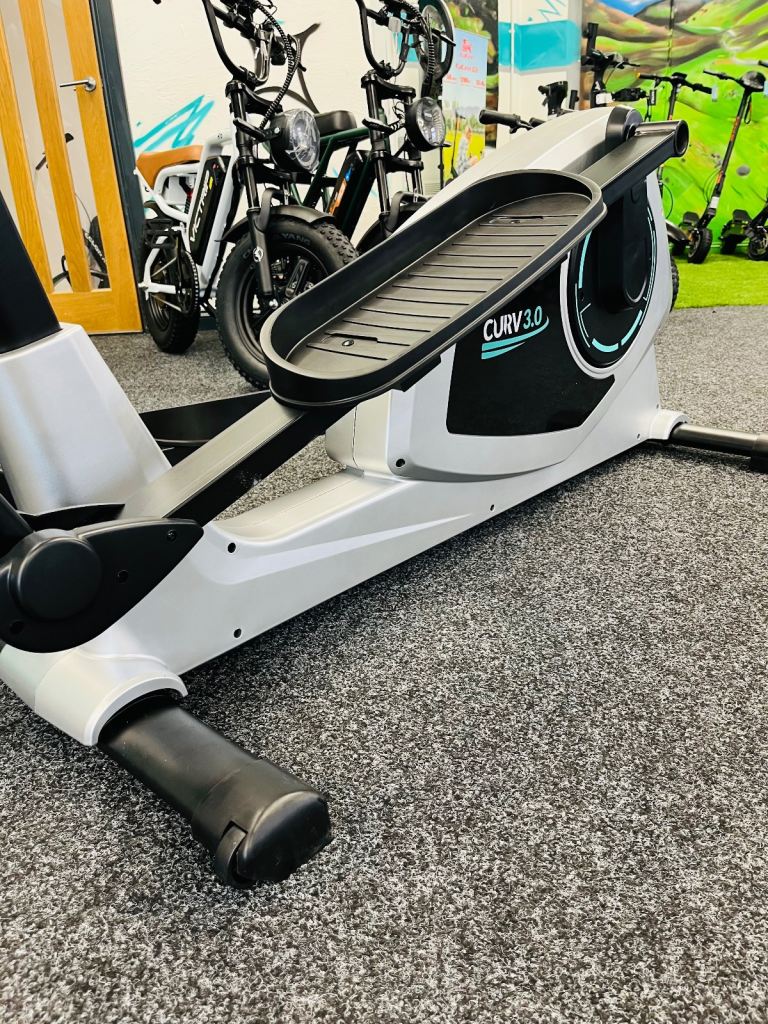 Bluefin Fitness Curv 3.0 Elliptical Cross Trainer