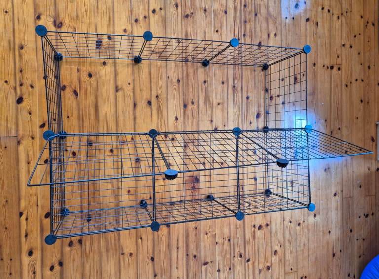 Click together cage for Guinea pigs, Rabbits, Puppies, etc. in excellent condition. plus extras.