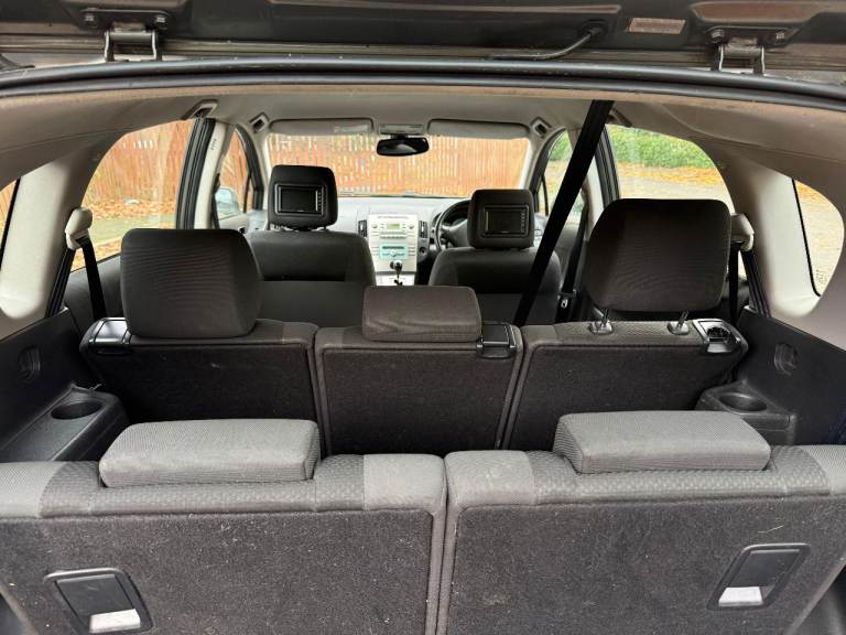 Toyota verso automatic 1.8 petrol 7 seaters ulezfree 