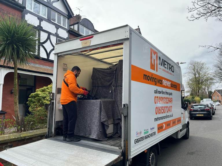 Metro Man and Van/Removals Services