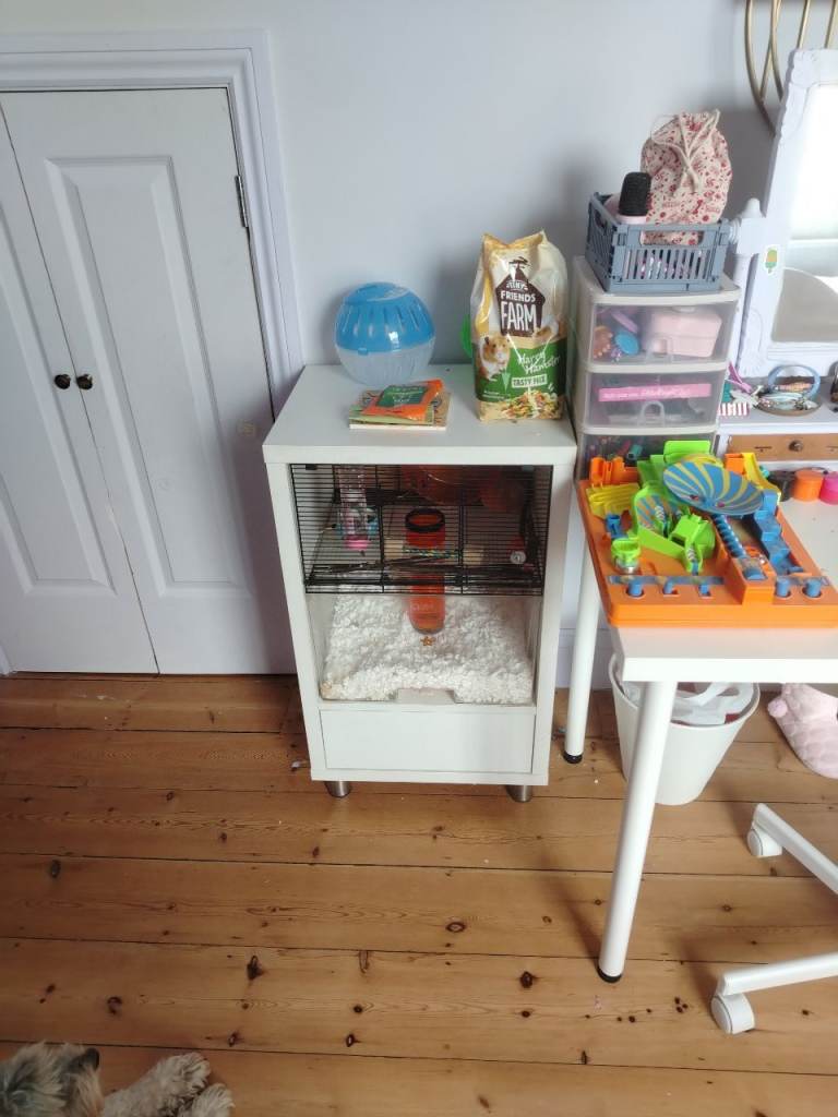 Omlet hámster cage with bits and bobs