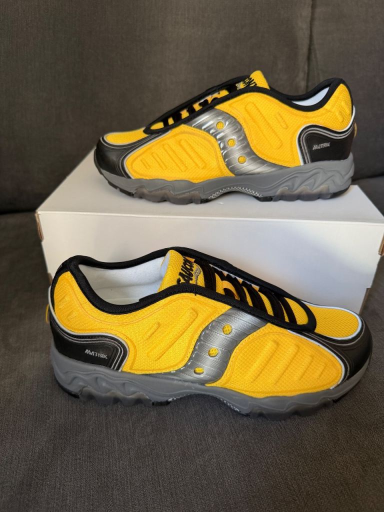 Saucony Yellow and Black Trainers - UK Size 8, New with Box