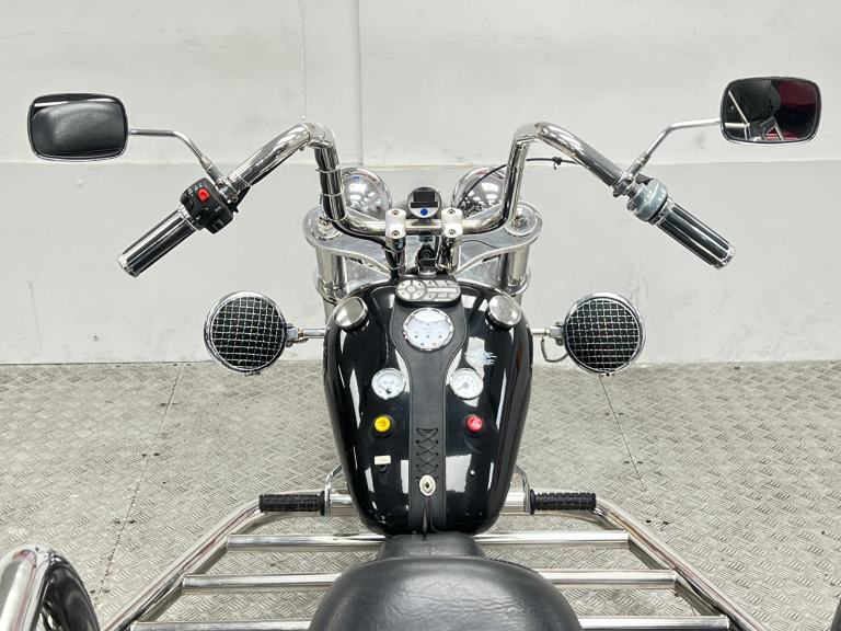 Boom Lowrider Trike 1600cc 