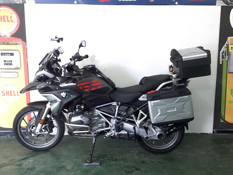 2018 18-reg BMW R 1200 GS Adventurer finished in black and grey