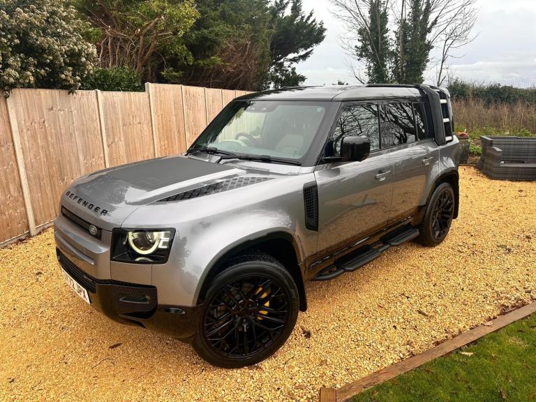 2022 Land Rover Defender 3.0 D250 X-Dynamic SE 110 5dr Auto ESTATE Diesel Automatic