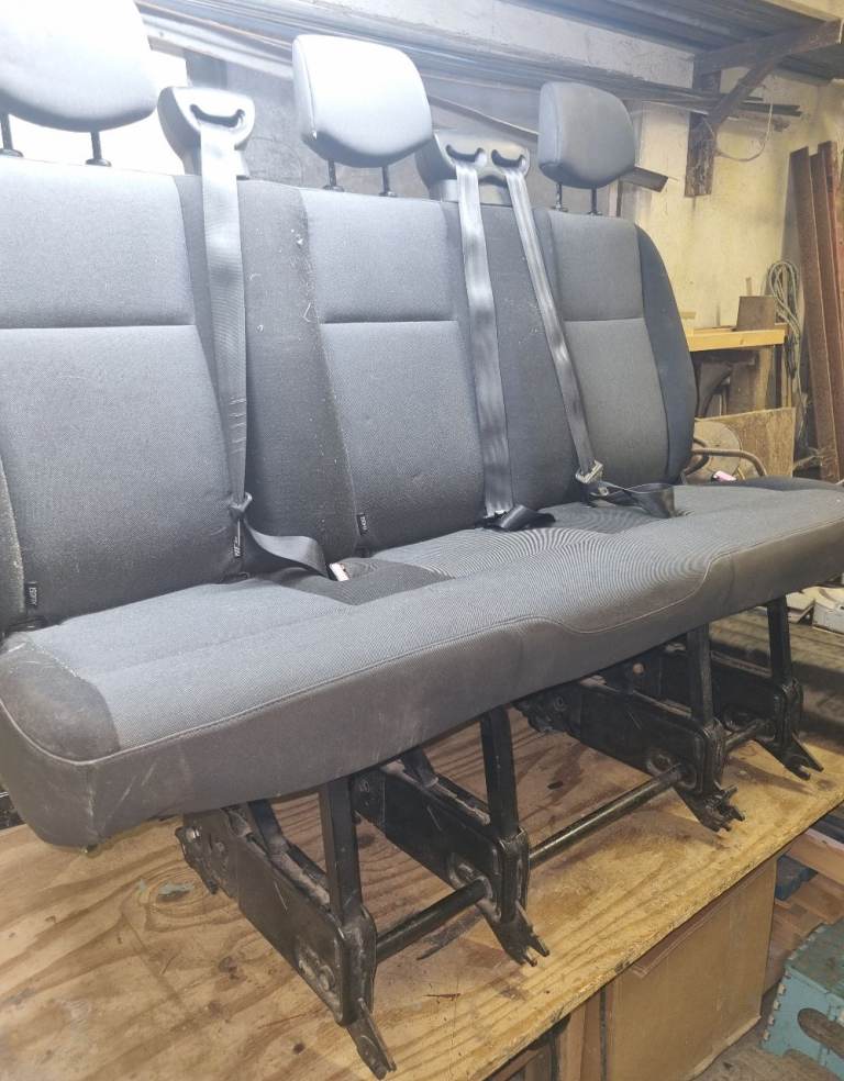 Crew cab seats , Renault traffic 