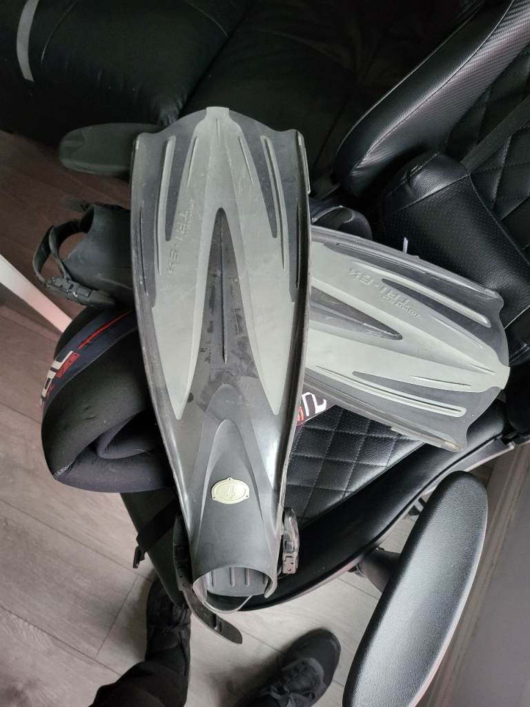 Tri-ex Grey Diving Flippers - Fair Condition 