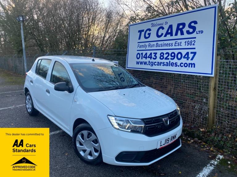 image for 2019 Dacia Sandero 1.0 SCe Essential 5dr HATCHBACK PETROL Manual