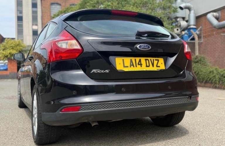 2014 Ford Focus 1.6 TDCi 115 Titanium Navigator 5dr HATCHBACK DIESEL Manual