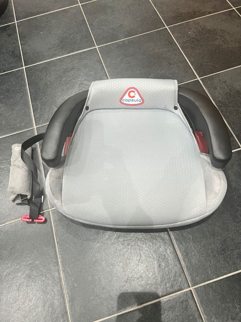 HEYNER Capsula Group 3 ISOFIX Booster Seat