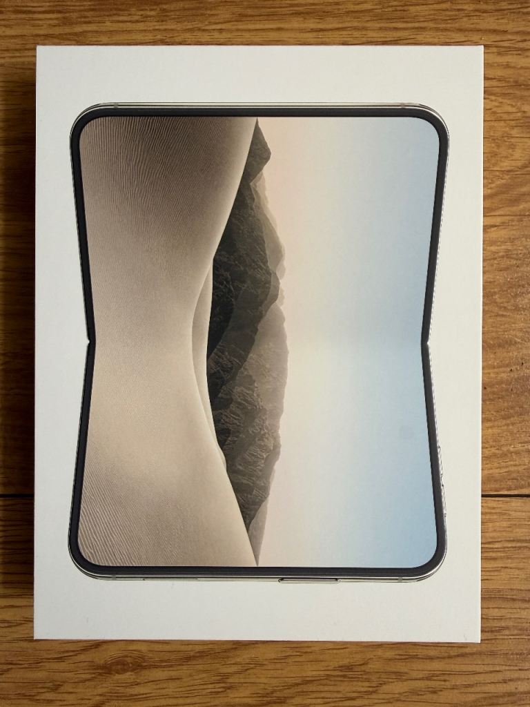Apple iPhone Duo 512GB Star White – Brand New, Boxed