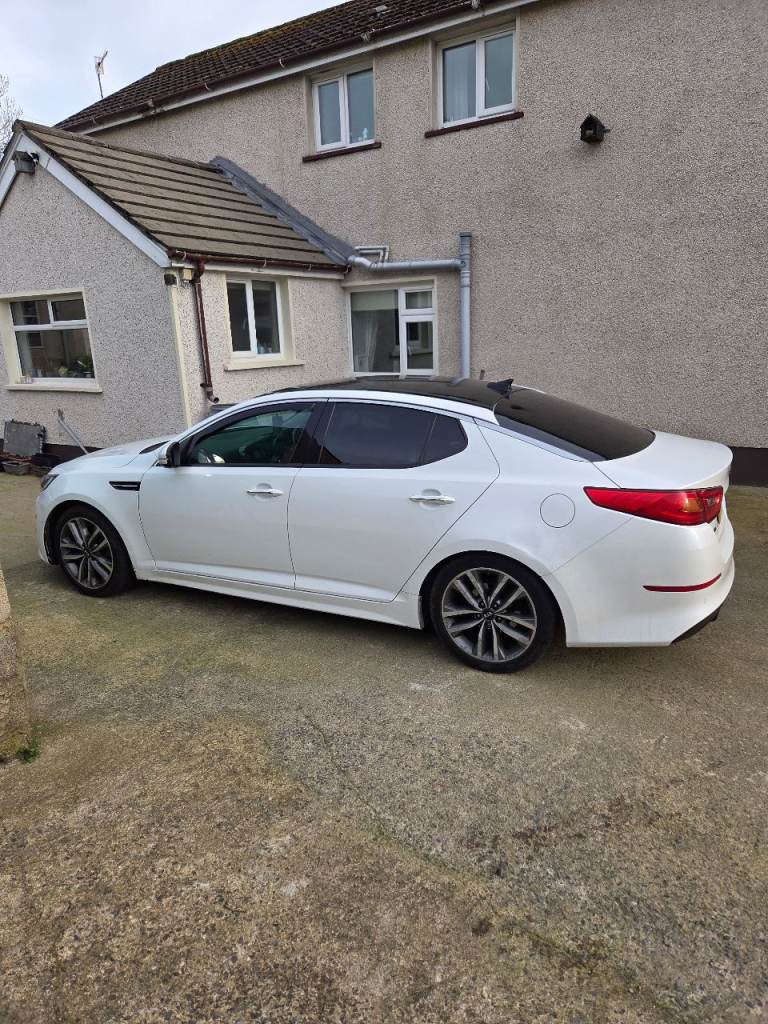Kia, OPTIMA, Saloon, 2014, Manual, 1685 (cc), 4 doors