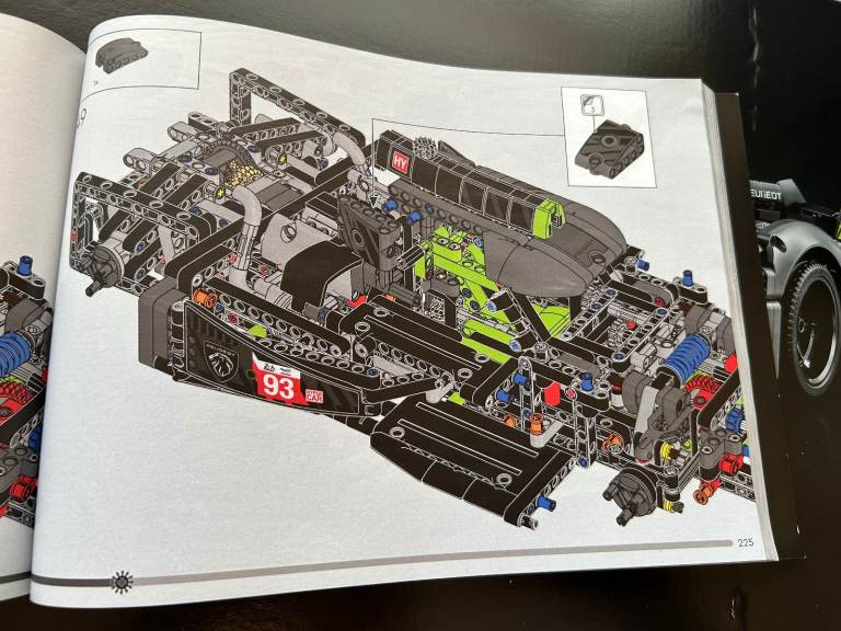 Lego Peugeot Le Mans 9X8. model kit