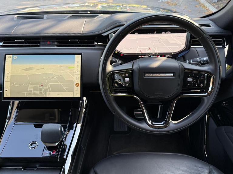 2024 Land Rover Range Rover Sport 3.0 D300 MHEV Dynamic SE SUV 5dr Diesel Auto 4WD Euro 6 (s/s) (...