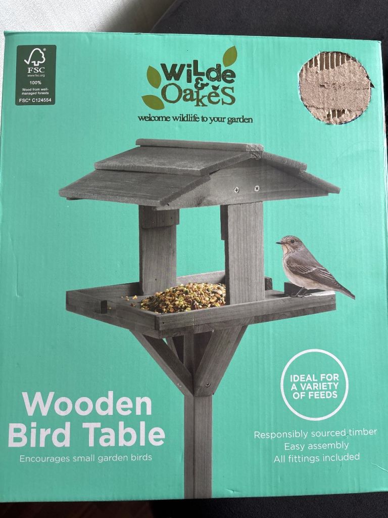 Bird feeding table