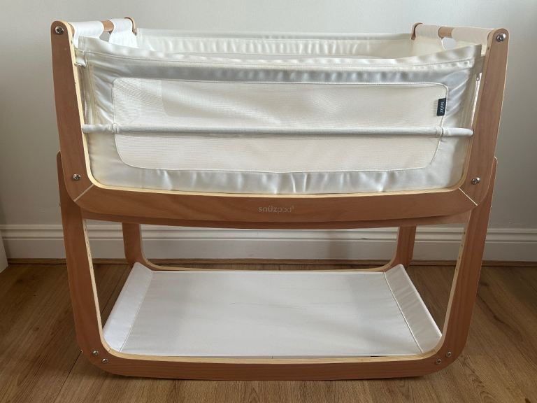 Snuz Pod 5 Bedside Crib with a New Mattress