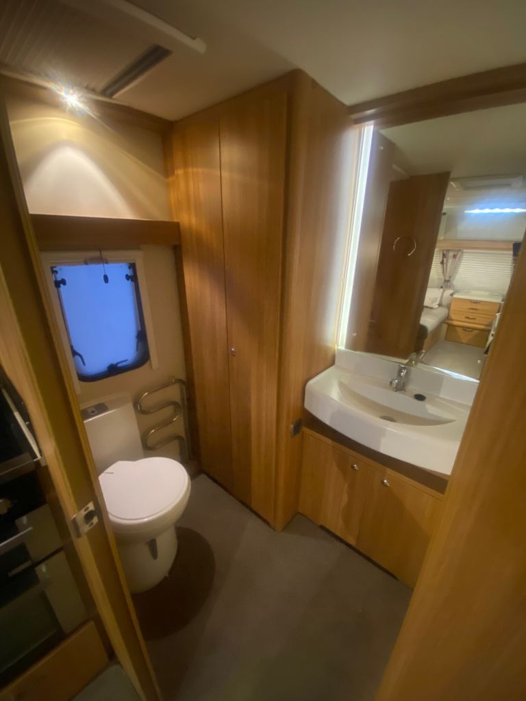 Swift Challenger 480 SE- 2014- 2 berth