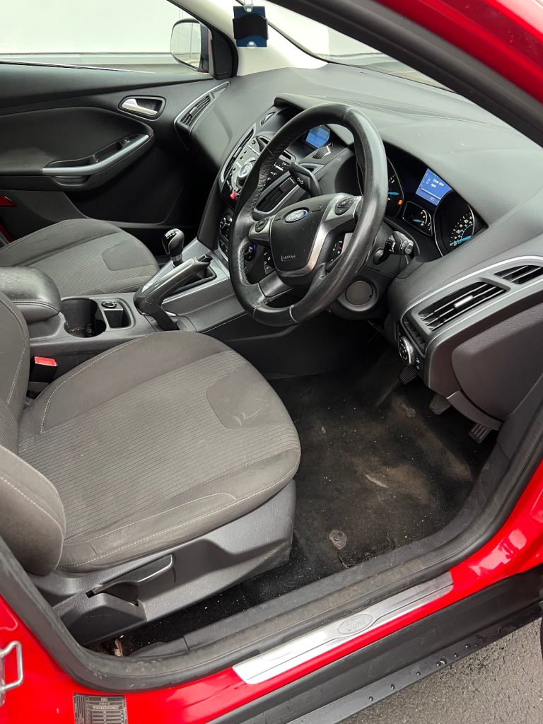 Ford, FOCUS, Hatchback, 2012, Manual gearbox, petrol 998 (cc), 5 doors