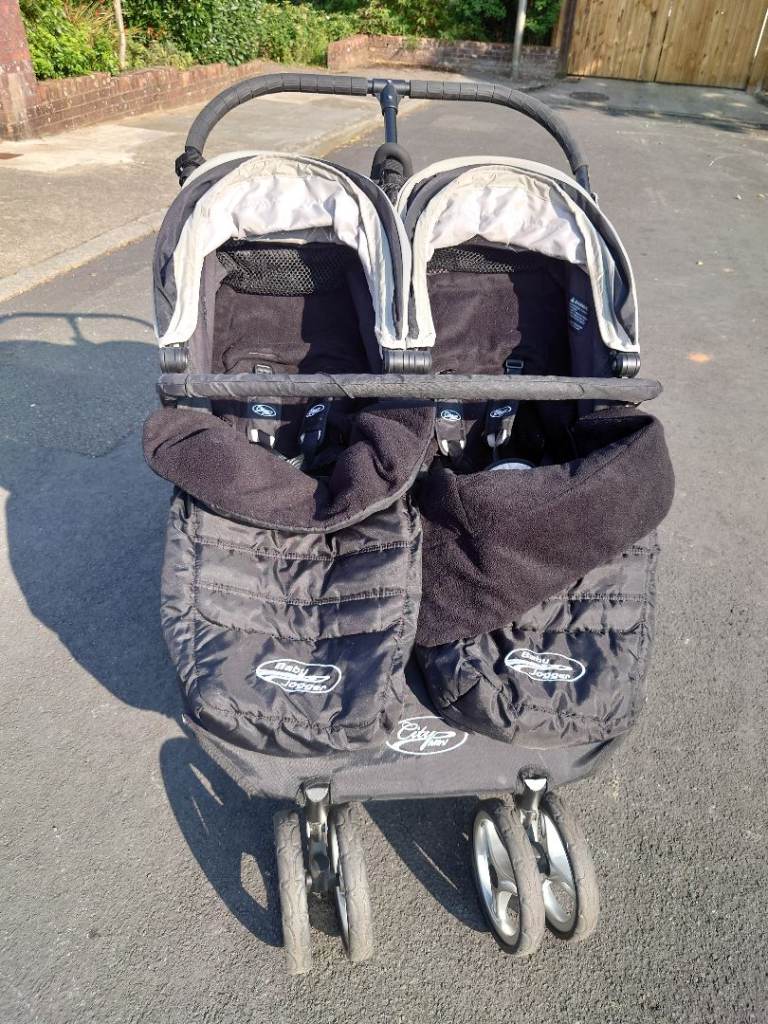 Baby Jogger City Mini Double original stroller in excellent condition