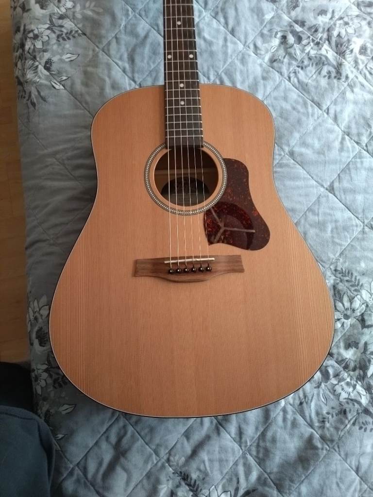 Seagull s6 original slim acoustic guitar 