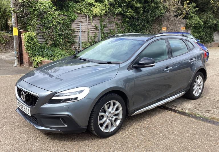 2019 Volvo V40 T3 [152] Cross Country Nav Plus 5dr Geartronic HATCHBACK Petrol Automatic
