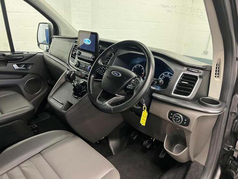 2022 Ford Tourneo Custom 2.0 EcoBlue Hybrid 185ps L/R 8 Seater Titanium X MPV DIESEL Manual