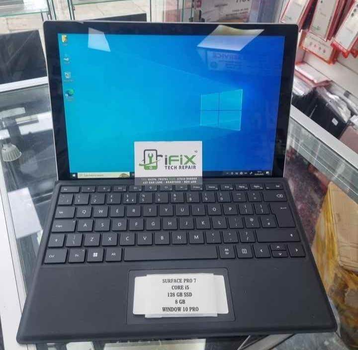Surface Pro 7 ( Touch Screen) Core i5 128 GB SSD