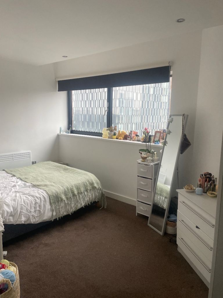 Room in a wonderful flat in Deansgate 