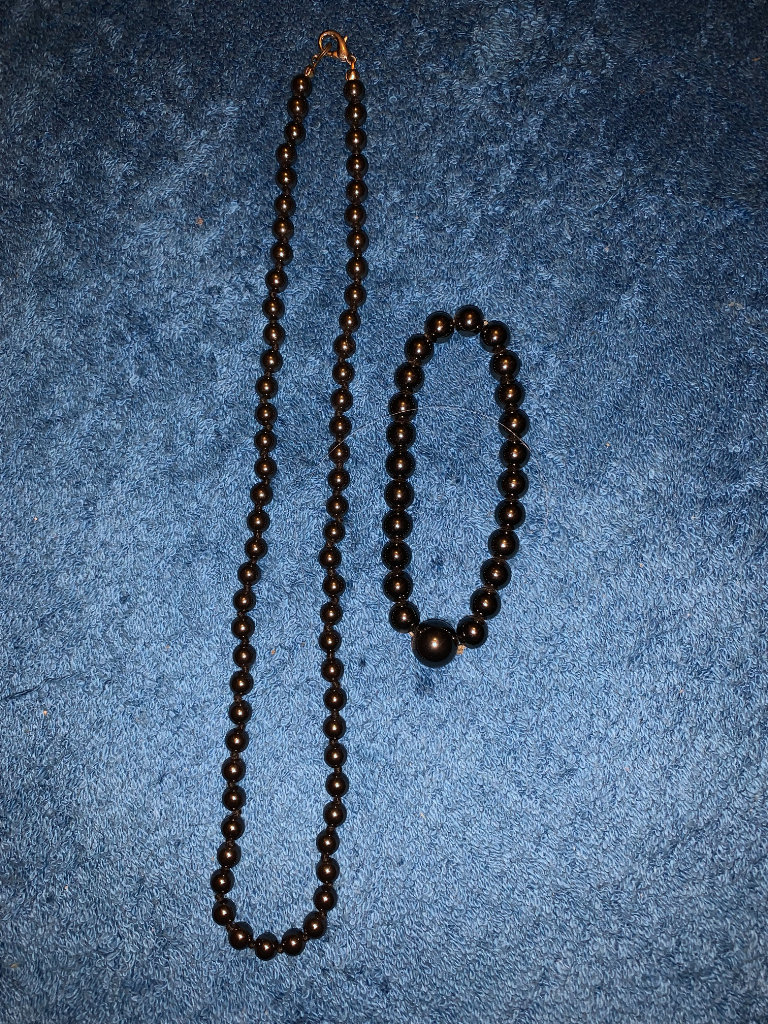 Hematite Clasp Necklace & Matching Bracelet IP1