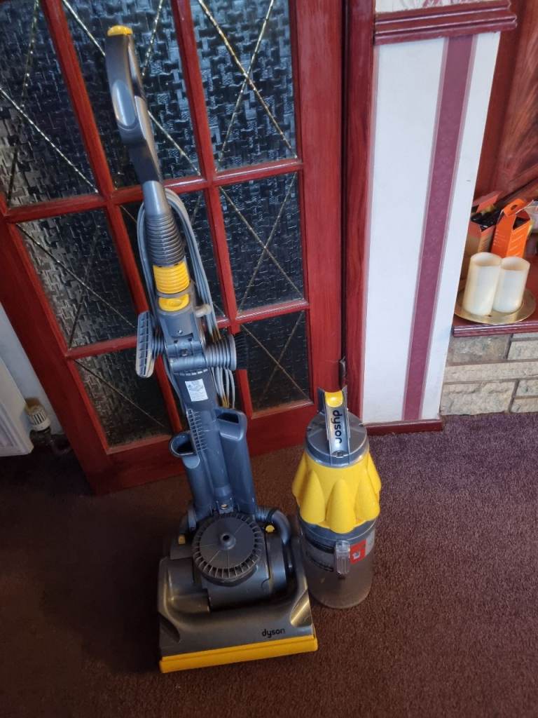 Dyson DC07.