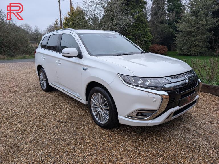 2020 Mitsubishi Outlander 2.4h TwinMotor 13.8kWh Exceed Safety SUV 5dr Petrol
