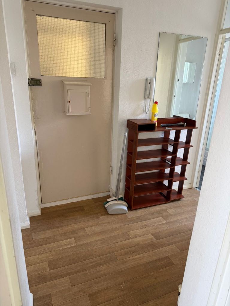One bedroom flat