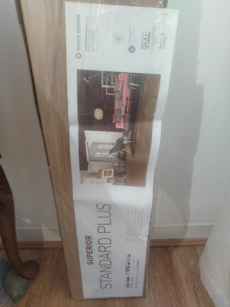 Summer Oak laminate flooring