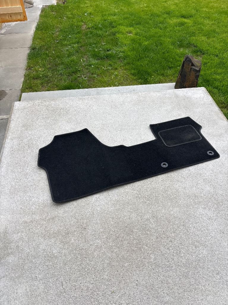 Fitted car Matt and seat covers 