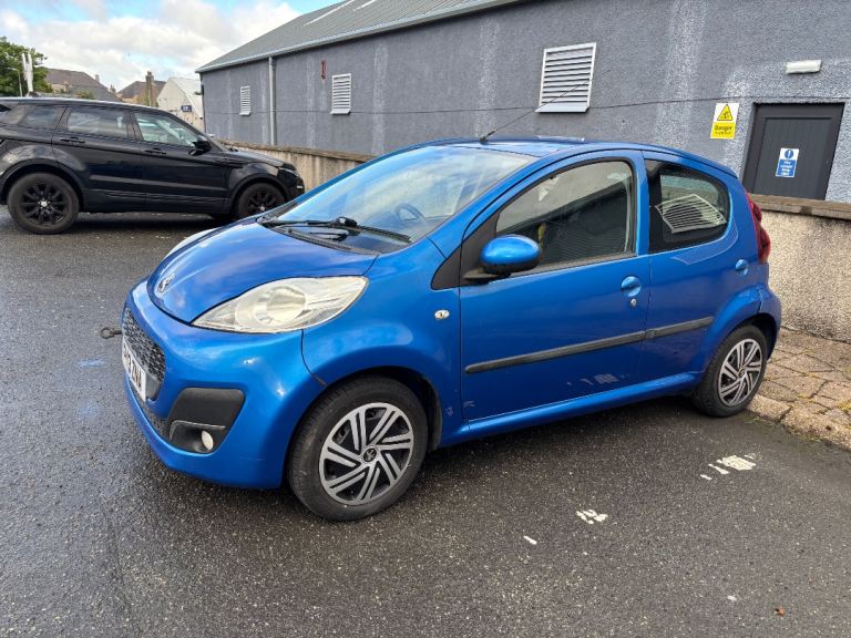 Peugeot, 107, Hatchback, 2013, Manual, 998 (cc), 5 doors